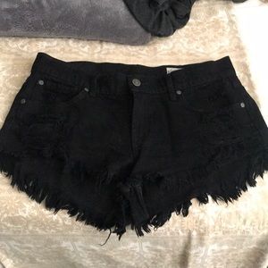 Black pistola jean shorts